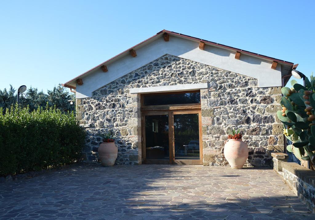 Tenuta Di Pontesodo 蒙塔尔托迪卡斯特罗 外观 照片